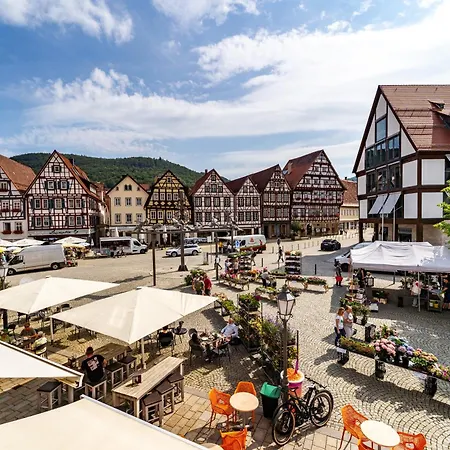 Apartments Am Marktplatz Bad Urach Exterior foto
